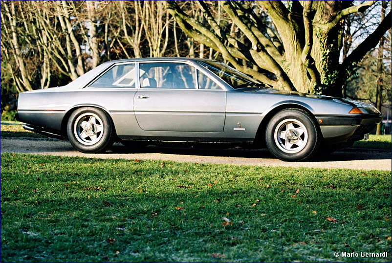 Ferrari 365 GT/4 2+2